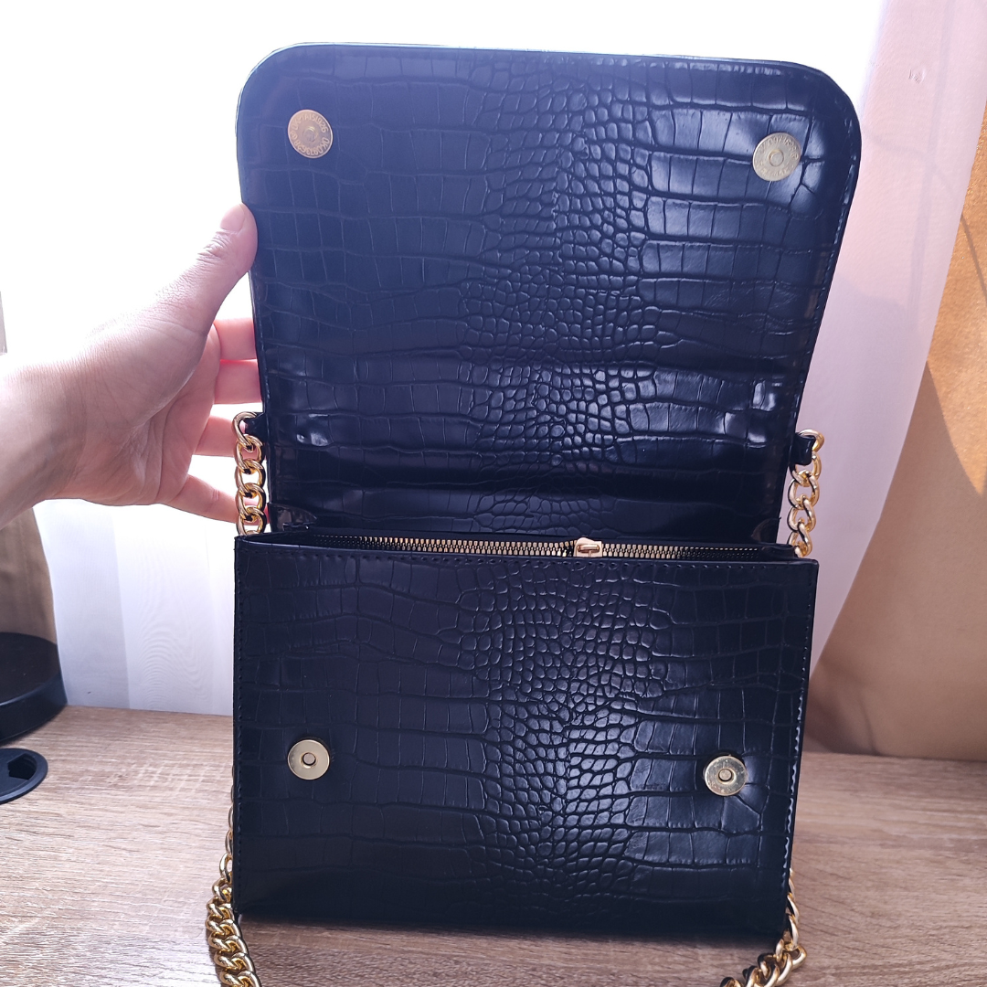 Bolsa estructurada color negro