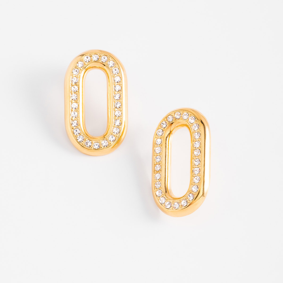 Aretes con piedras en tono cristal diseño oval