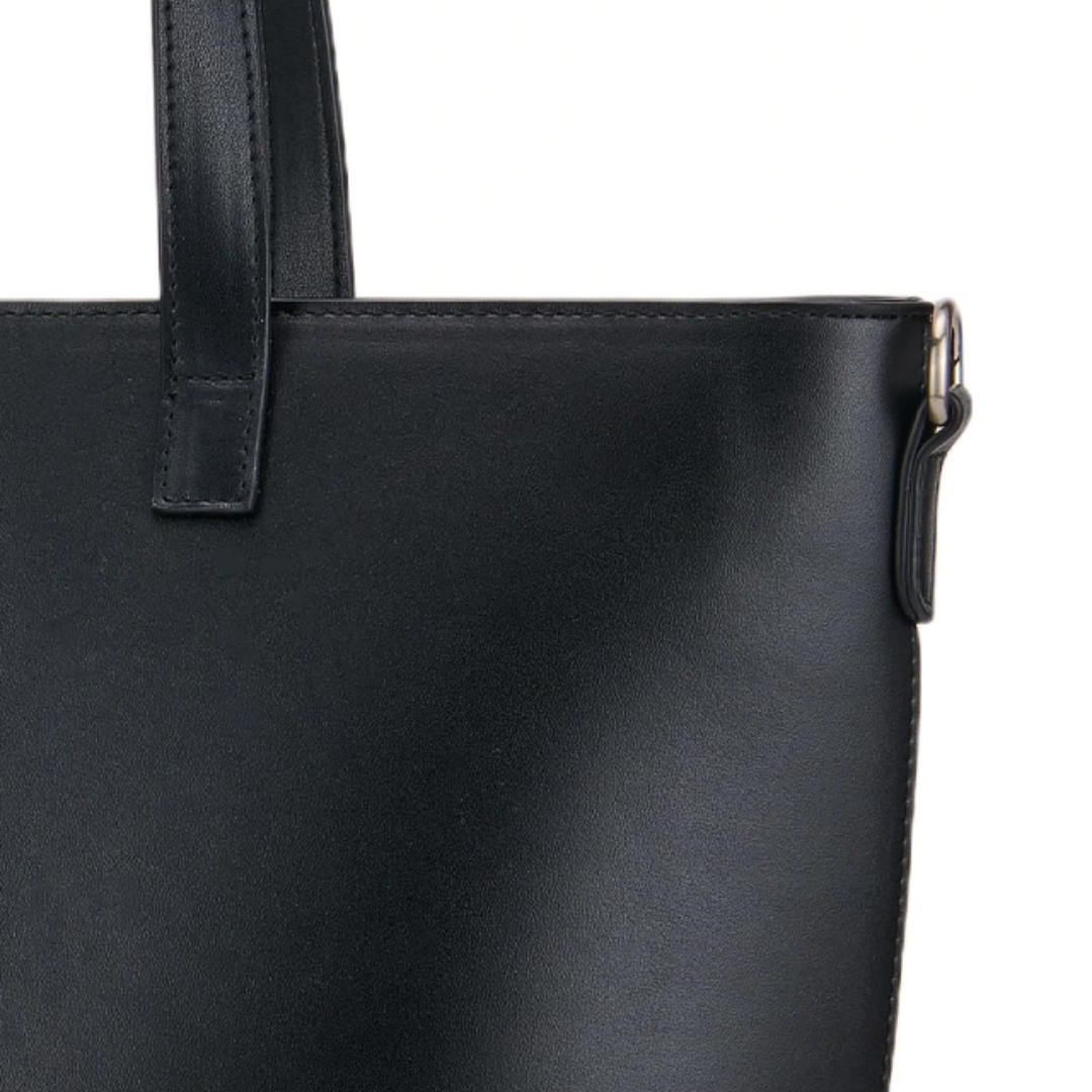Bolsa tote elegante con diseño clásico