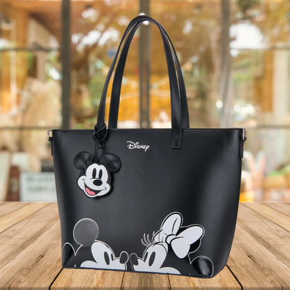 Bolsa tote elegante con diseño clásico