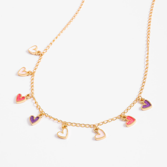 Collar en baño de oro con dijes de corazones