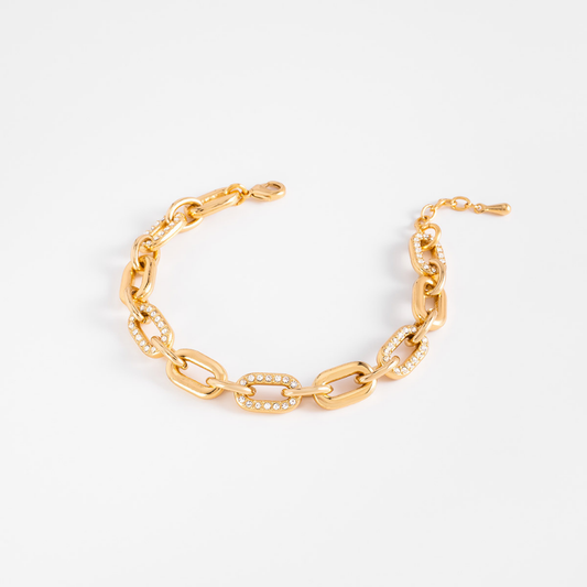 Pulsera con eslabones y toque brillante