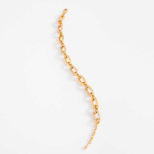 Pulsera con eslabones y toque brillante