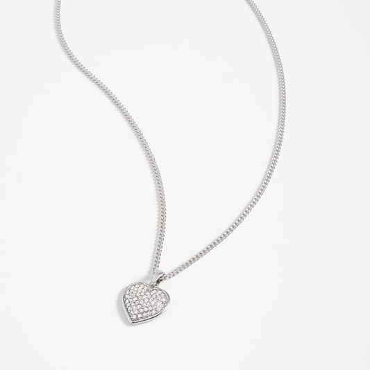Collar en baño de platino con dije de corazón y toque brillante