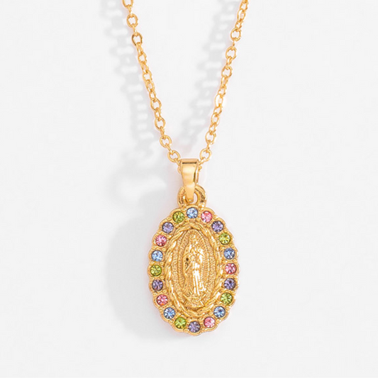 Collar con dije Virgen de Guadalupe y piedras de colores